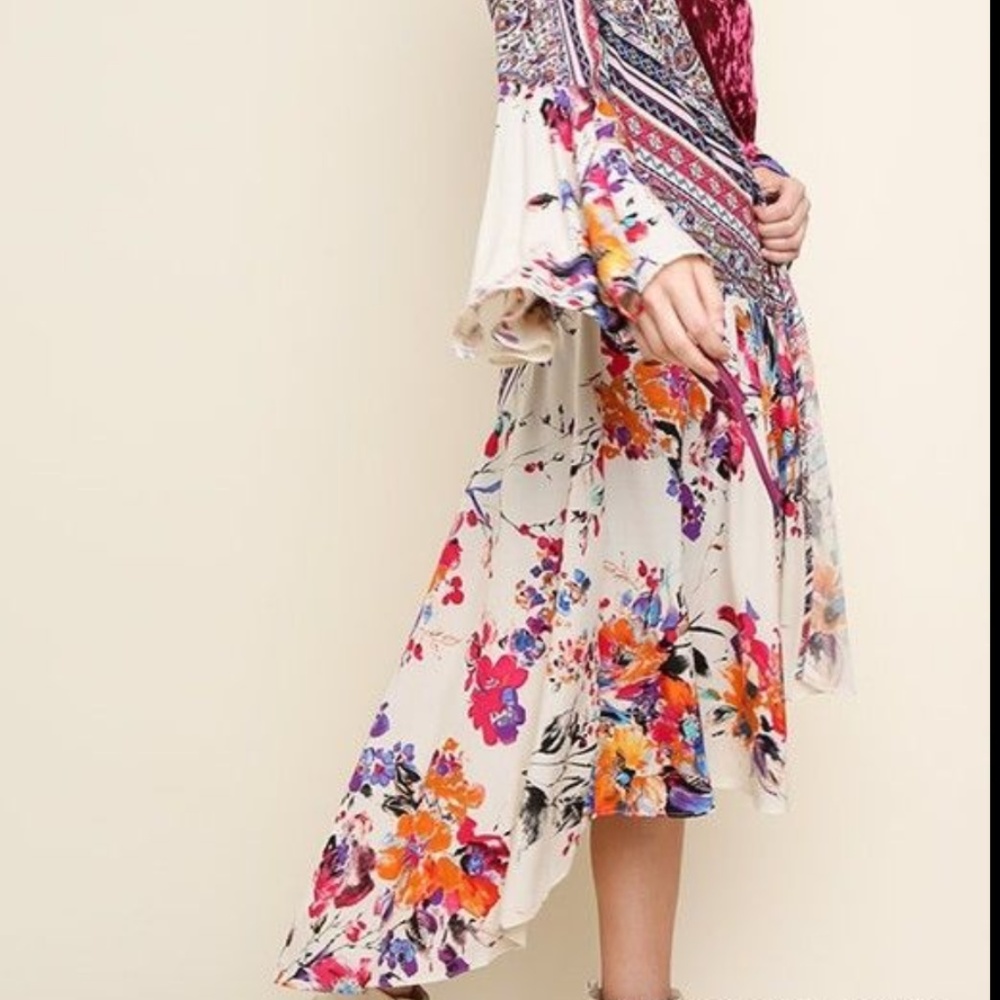 New Boho floral Kimono - Picture 5 of 7